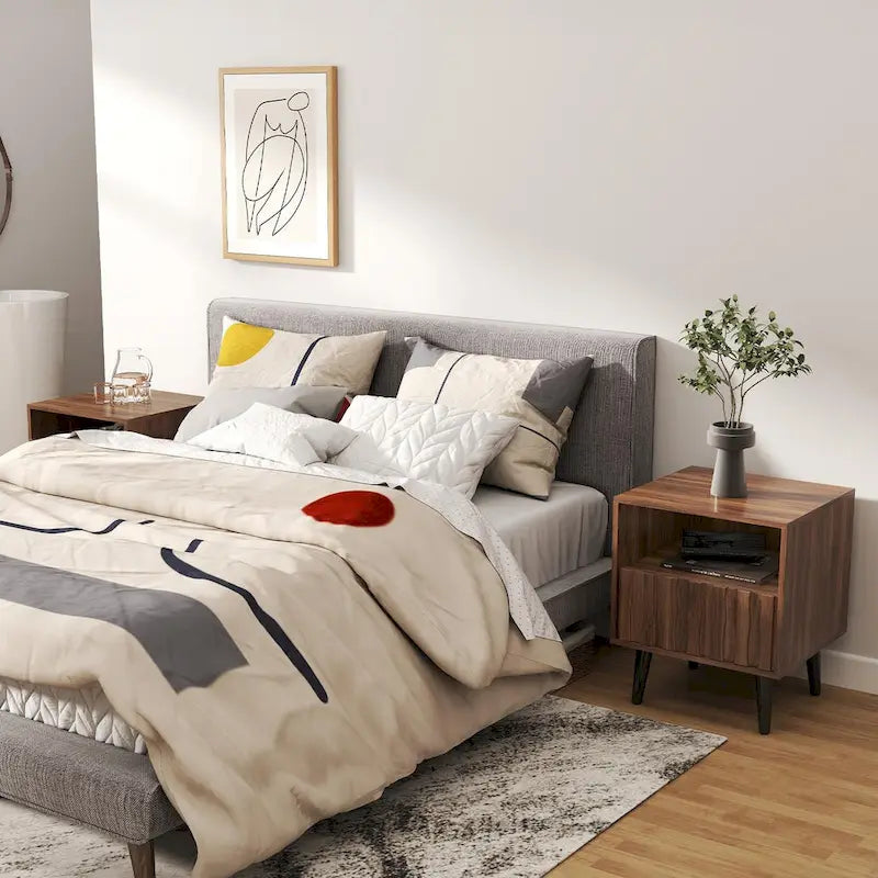 Nachttisch im Mid-Century-Modern-Stil mit geriffelter Front, Schublade und offenem Regal